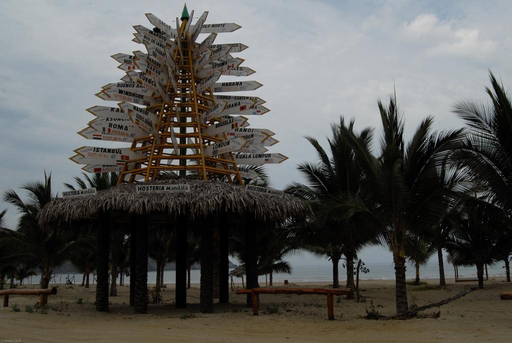 Hosteria Mandala Puerto Lopez Bagian luar foto