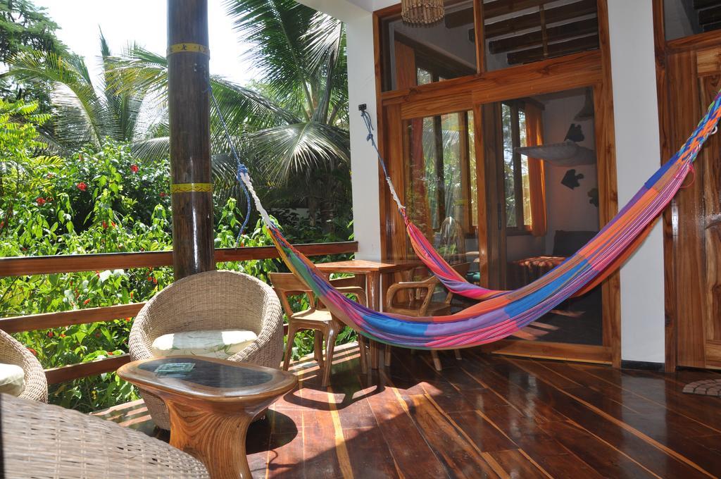 Hosteria Mandala Puerto Lopez Bagian luar foto