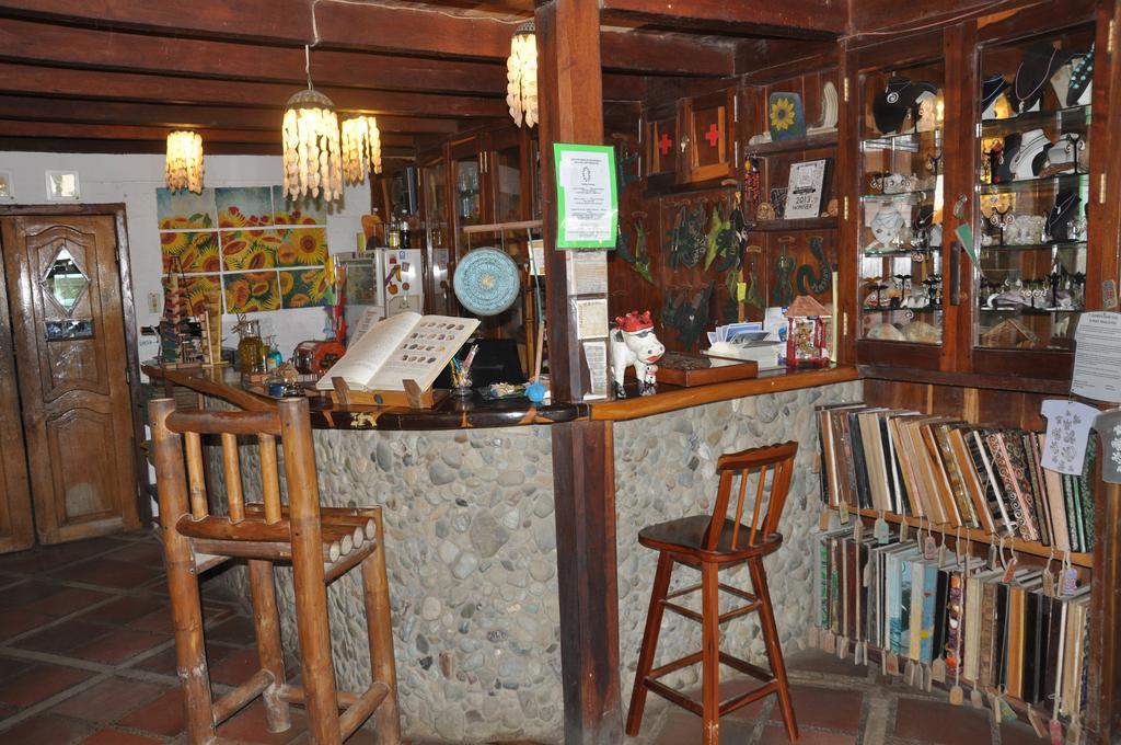 Hosteria Mandala Puerto Lopez Bagian luar foto