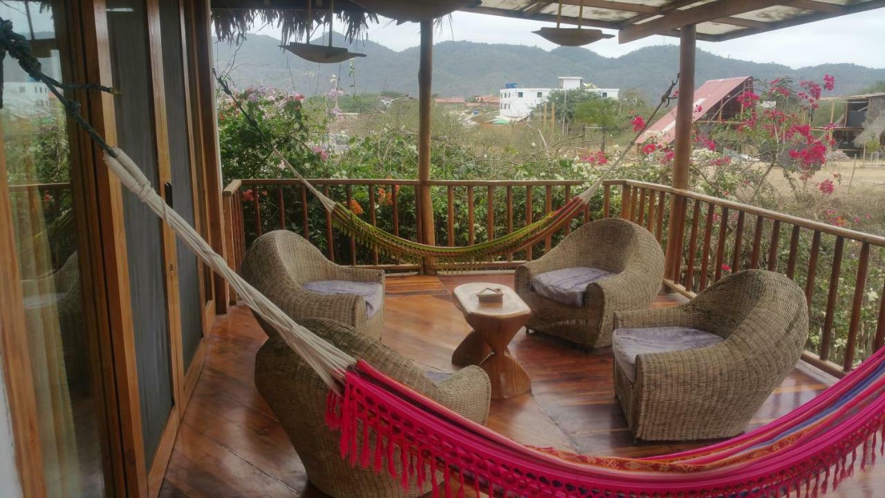 Hosteria Mandala Puerto Lopez Bagian luar foto