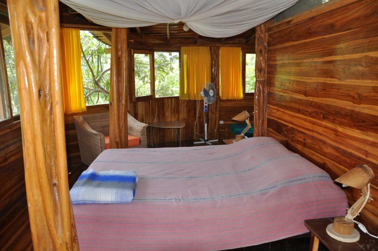 Hosteria Mandala Puerto Lopez Bagian luar foto