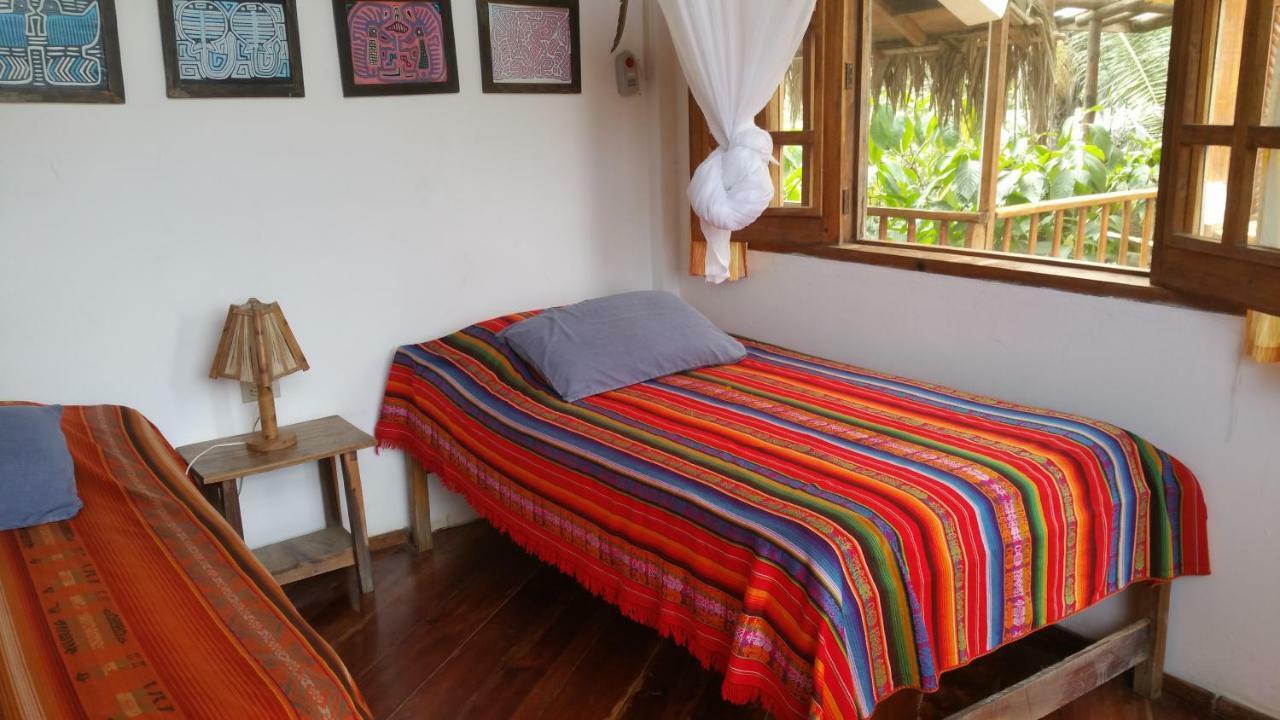 Hosteria Mandala Puerto Lopez Bagian luar foto